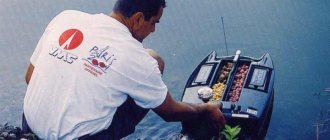 Как выбрать прикормочный кораблик для рыбалки и сделать своими руками